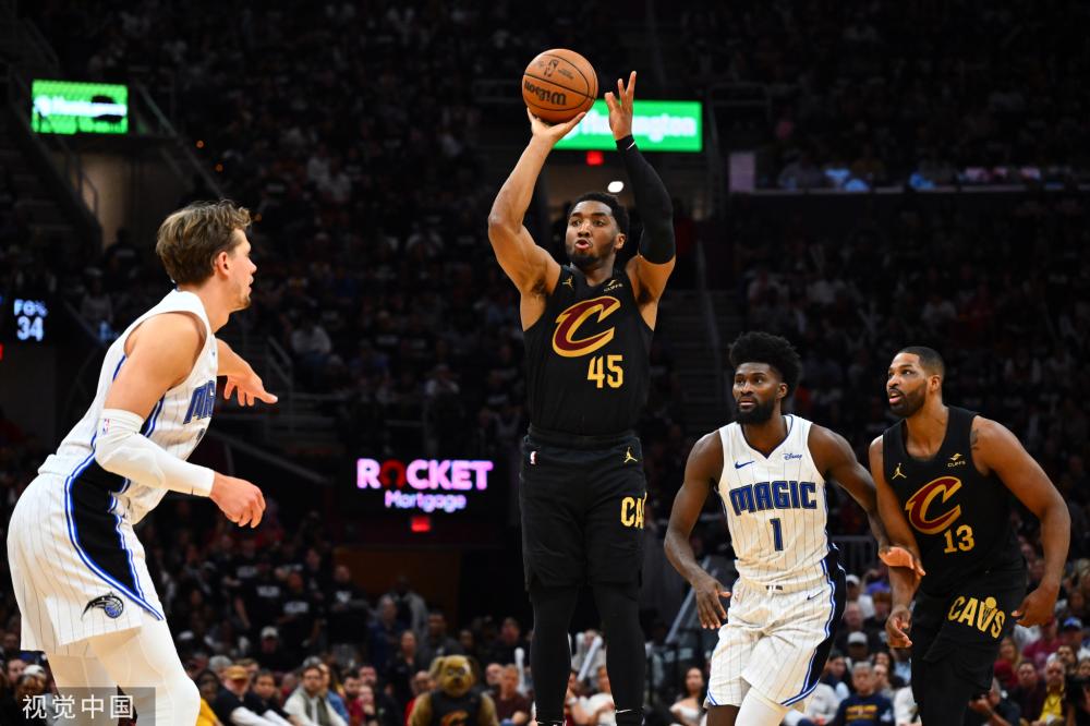 目标明确地 目标明确地